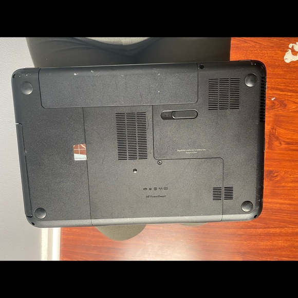 HP laptop - Picture 3 of 5